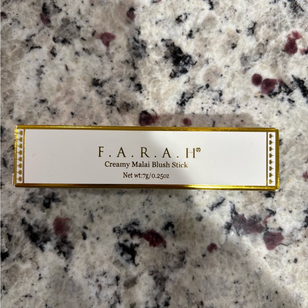 F.A.R.A.H Creamy Malai‎ Blush Stick
